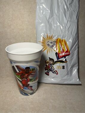 McDonald's FIFA World Cup 2026 Alphonso Davies Collectible Soccer Cup New NWT